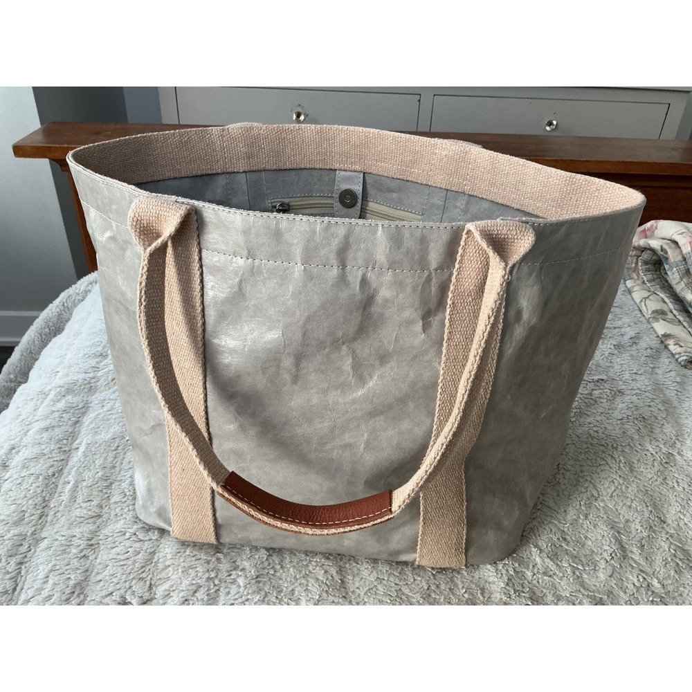 UASHMAMA® Carryall Tote Bag Gray Brown Washable Paper Retail $189